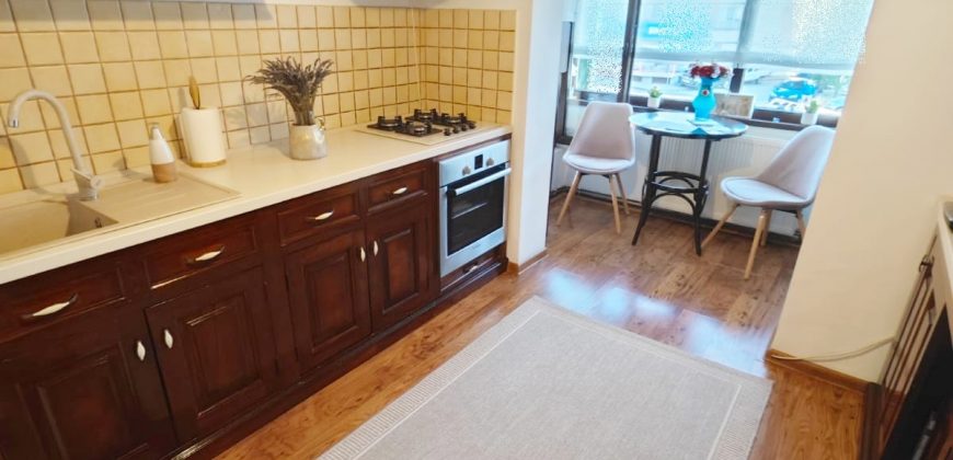 Apartament 3 camere decomandat, etaj 1, cu 2 bai, Ampoi 3 !