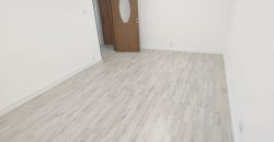 Apartament 2 camere decomandat, Parter cu balcon, finisat complet, Cetate-Piata !