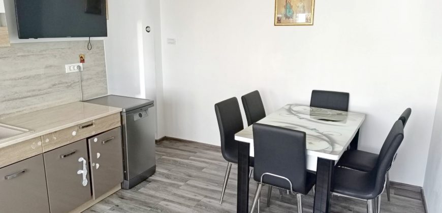 Apartament complet renovat, 4 camere, etaj intermediar, Cetate-B-dul Transilvaniei!