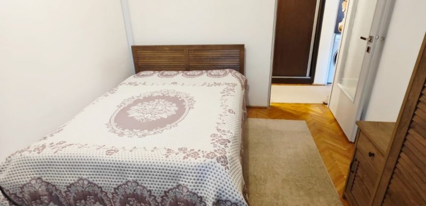 Apartament 3 camere decomandat, etaj 1, cu 2 bai, Ampoi 3 !