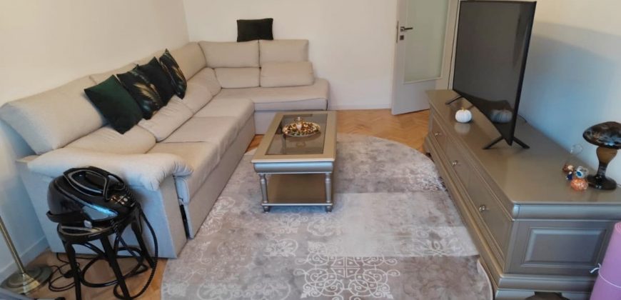Apartament 3 camere decomandat, etaj 1, cu 2 bai, Ampoi 3 !