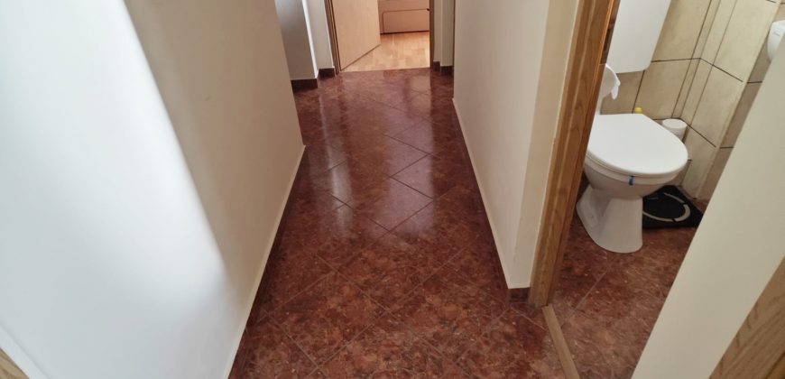 Apartament 3 camere decomandat, etaj 1, mobilat, utilat,bloc nou, Cetate-TOLSTOI !