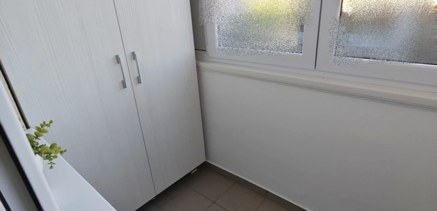 Apartament 2 camere decomandat, etaj 1, bloc nou, mobilat, utilat, Cetate!