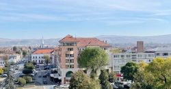 Garsoniera , 41 mp ,etaj intermediar, finisata, mobilata,utilata, Centru!