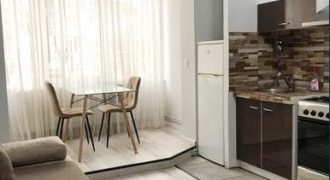 Apartament 2 camere , modificat in 3 camere, etaj 1, mobilat, utilat, Cetate !