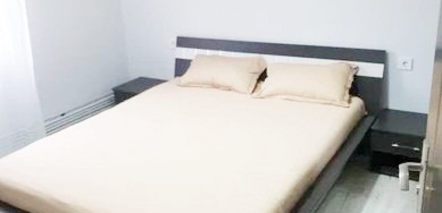 Apartament 2 camere , modificat in 3 camere, etaj 1, mobilat, utilat, Cetate !