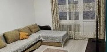 Apartament 2 camere , etaj 3, finisat, mobilat, utilat, zona Centru!