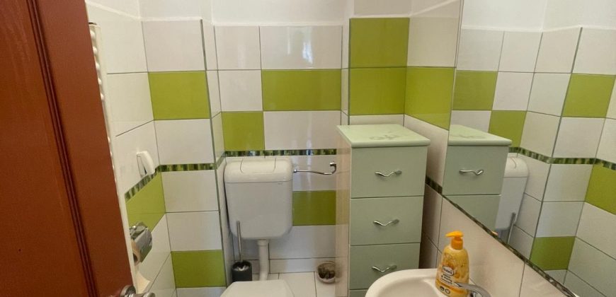 Apartament 4 camere decomandat, etaj 3, mobilat, utilat, Cetate !
