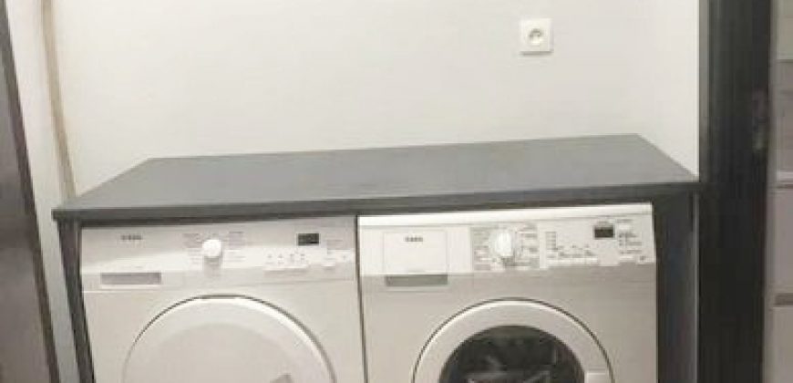Apartament 2 camere , modificat in 3 camere, etaj 1, mobilat, utilat, Cetate !